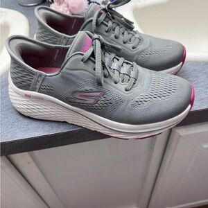 Skechers Women's Gray and Pink Sneakers